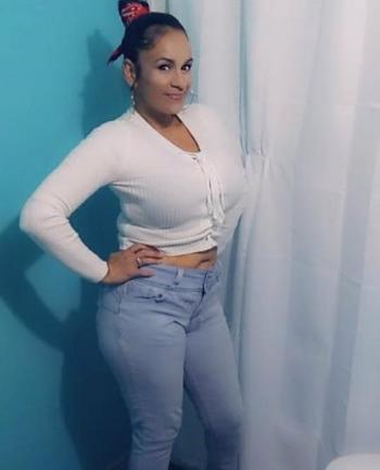 Valerie(val), 99  female escort, Wichita