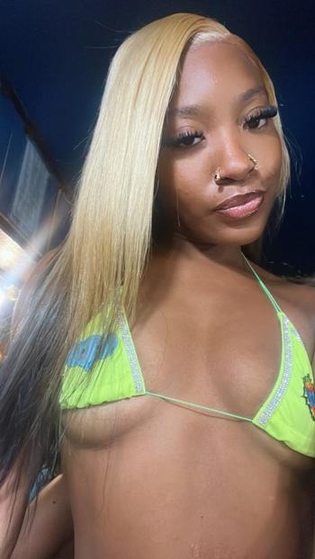 BUNNI, 26  female escort, Wichita