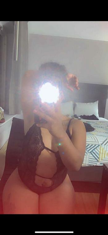 Nina, 23  female escort, Wichita
