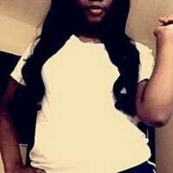Nataliaaaa, 27  female escort, Wichita
