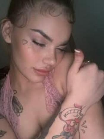 Dior, 22  female escort, Wichita