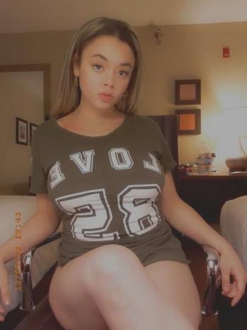 3168660204, female escort, Wichita